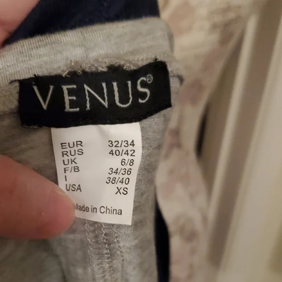 🛍️BUNDLE ONLY ITEM🛍️Mock Layer Top - Picture 8 of 12